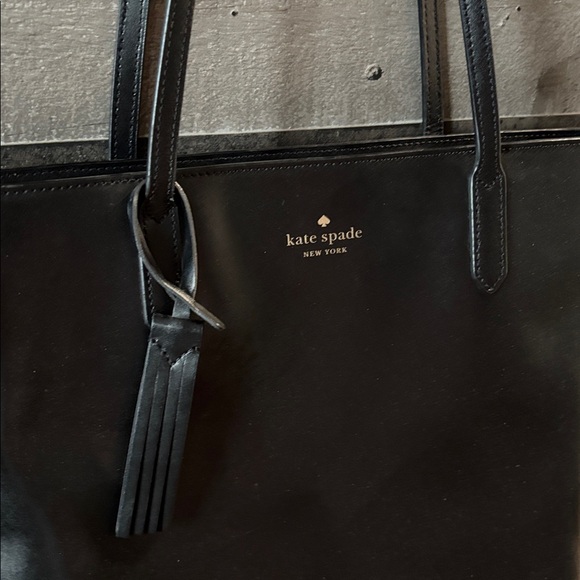 Kate Spade Tote - Picture 2 of 10